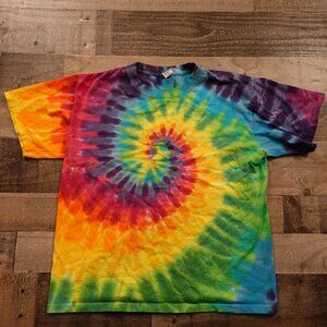 Sundog Hand Dyed‎ Spiral Tie-Dye T-Shirt – Men’s Medium